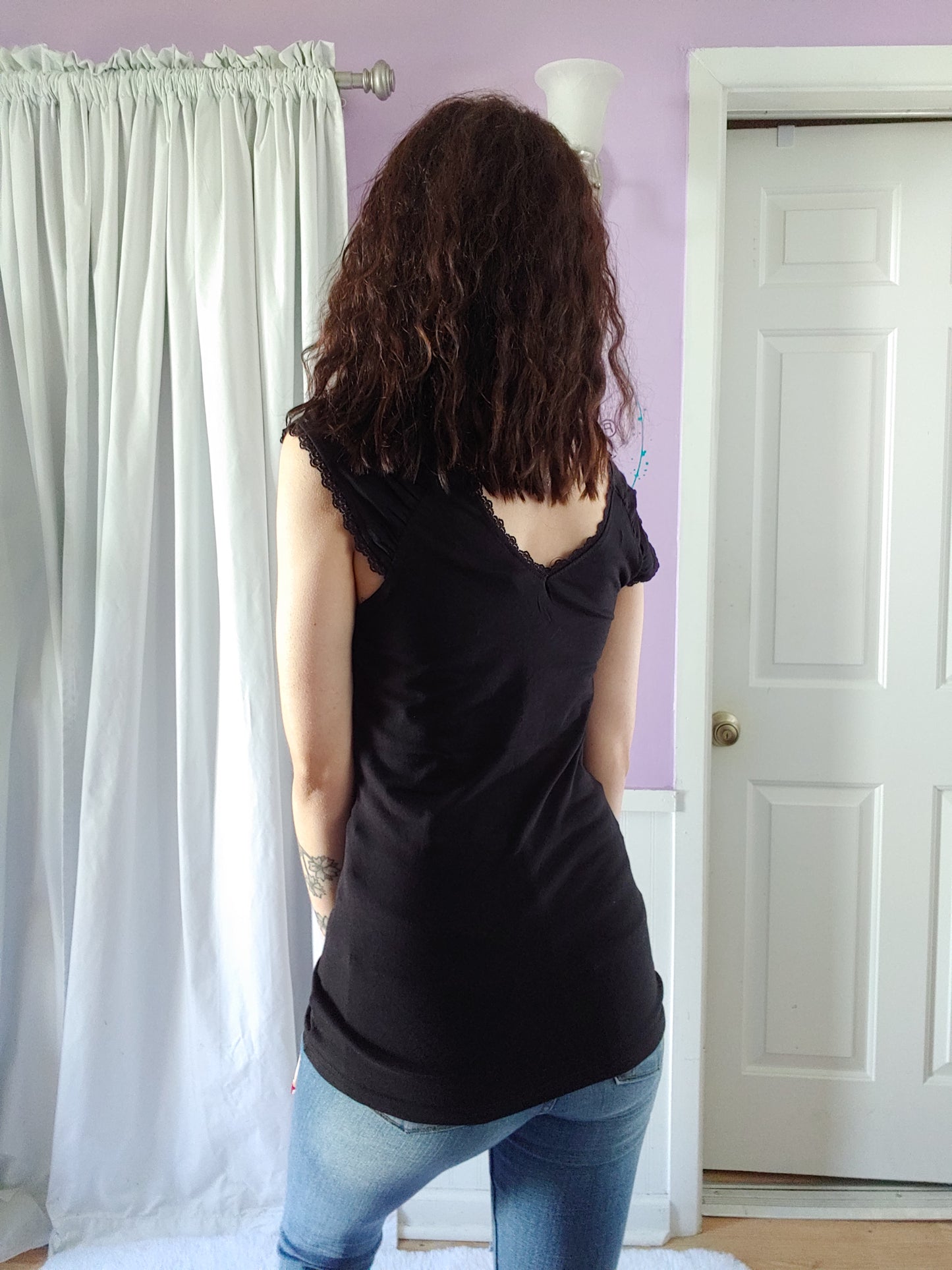Black Fitted Cap Sleeve Tank