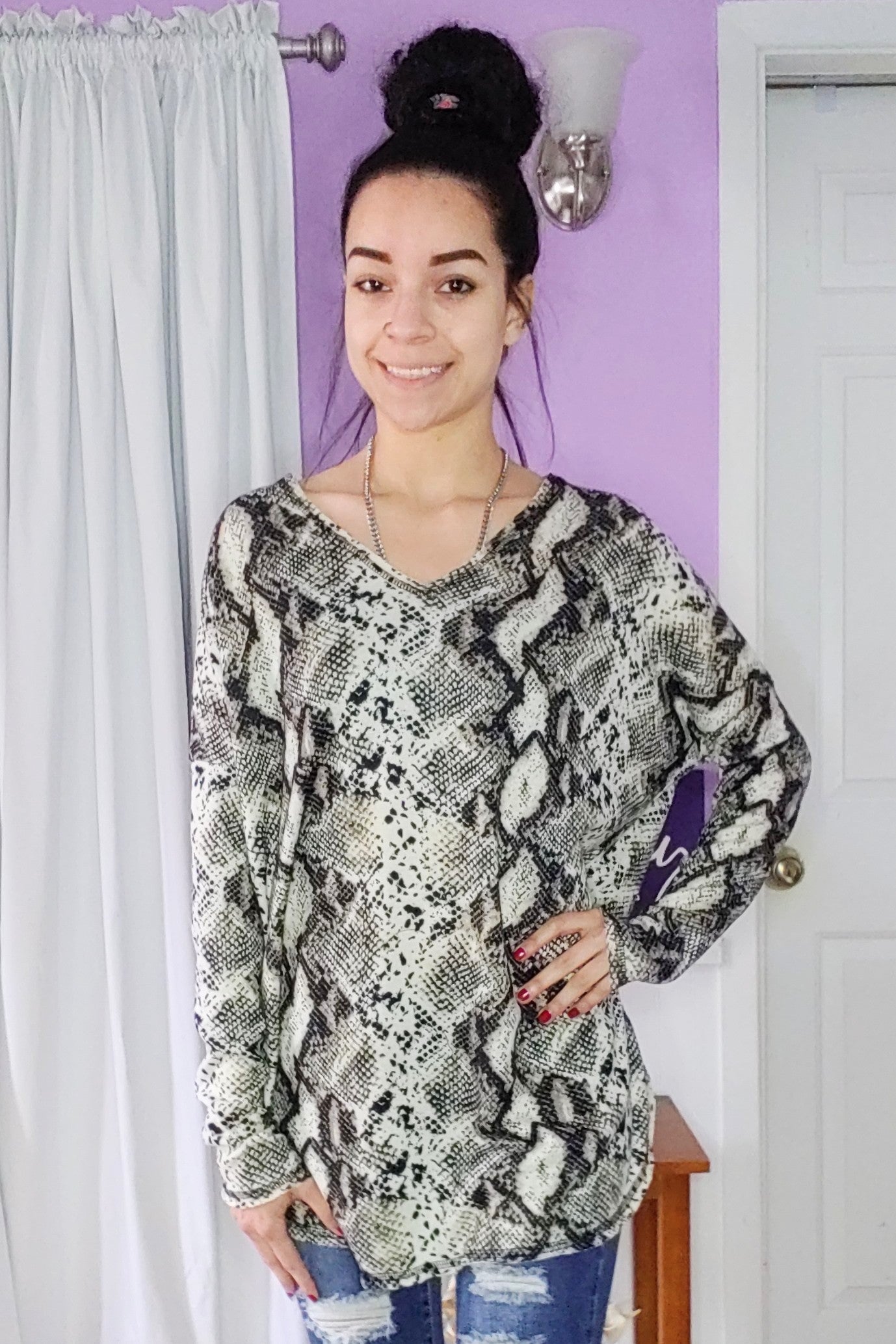 White Snake Relaxed Top (S-XL)