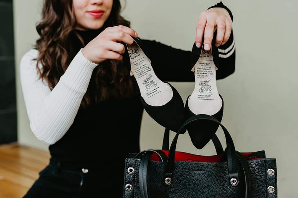 Solid Flats in Black