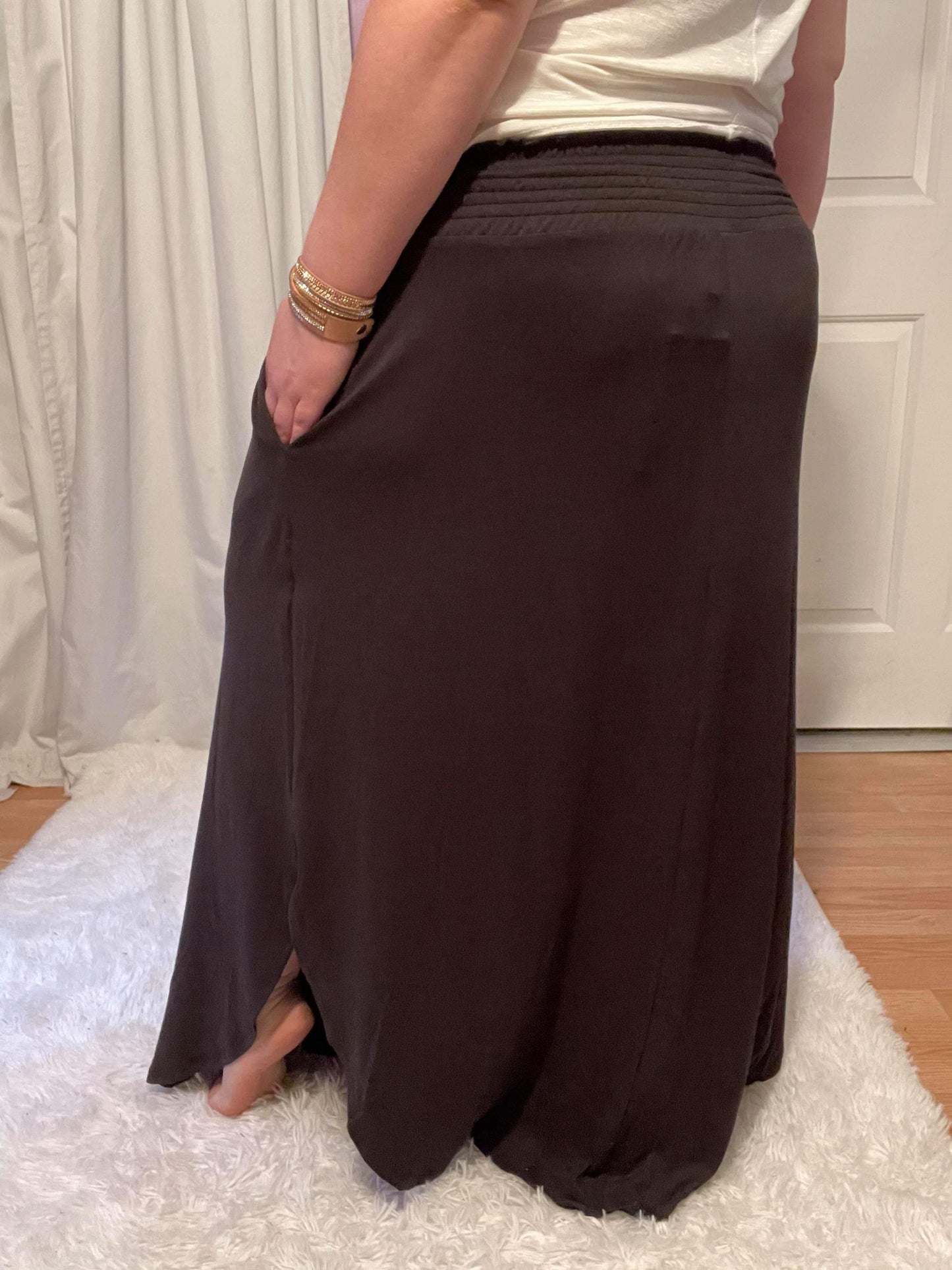 Darcy Slit Maxi Skirt in Black (S-XL)