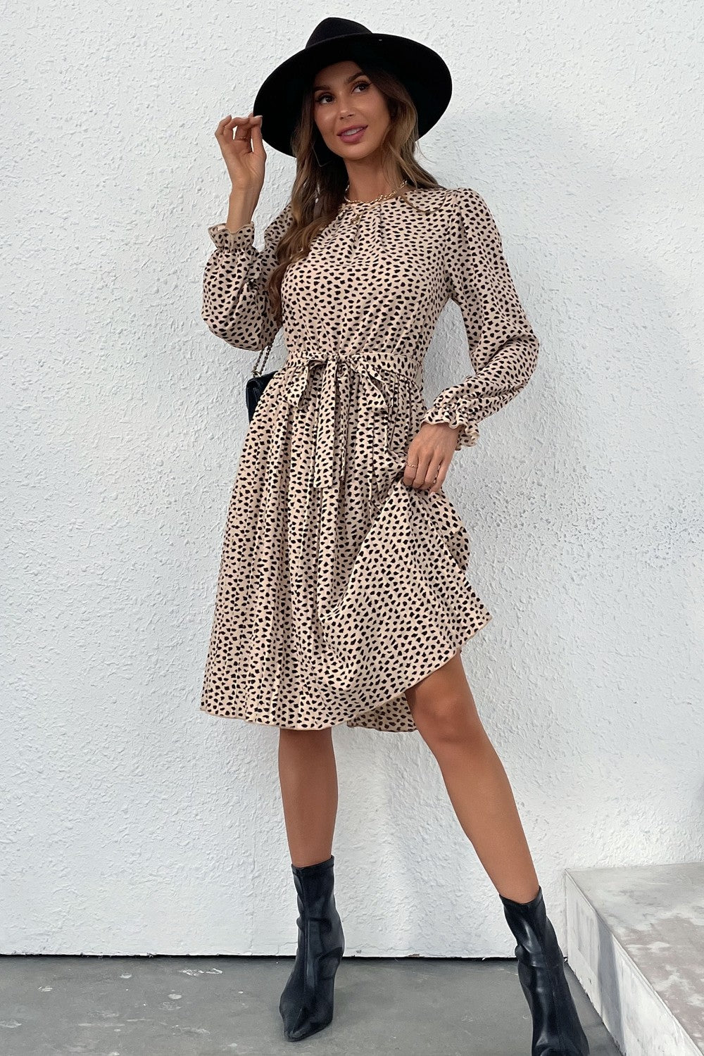 Printed Round Neck Belted Pleated Dress
