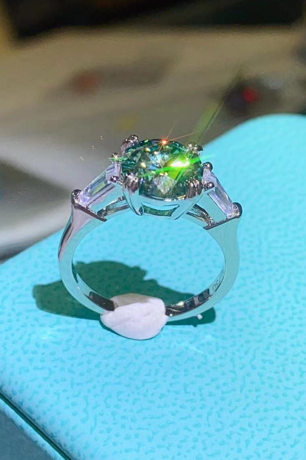 2 Carat Moissanite Emerald Green 925 Sterling Silver Ring