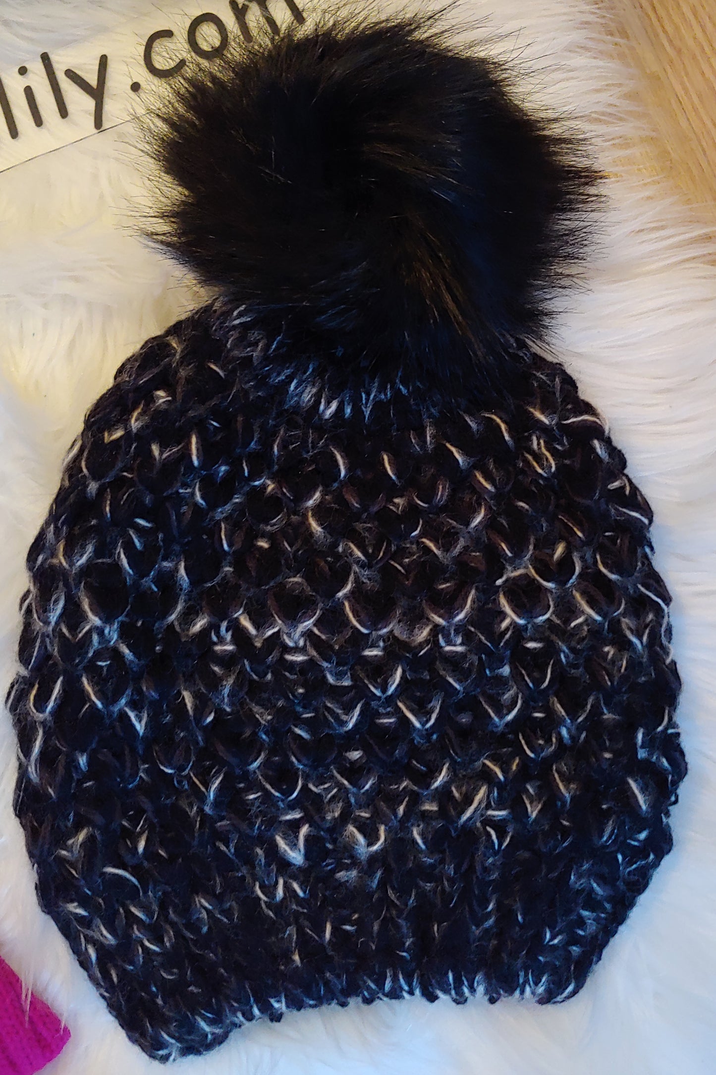 Pom Pom Hat (4 colors)